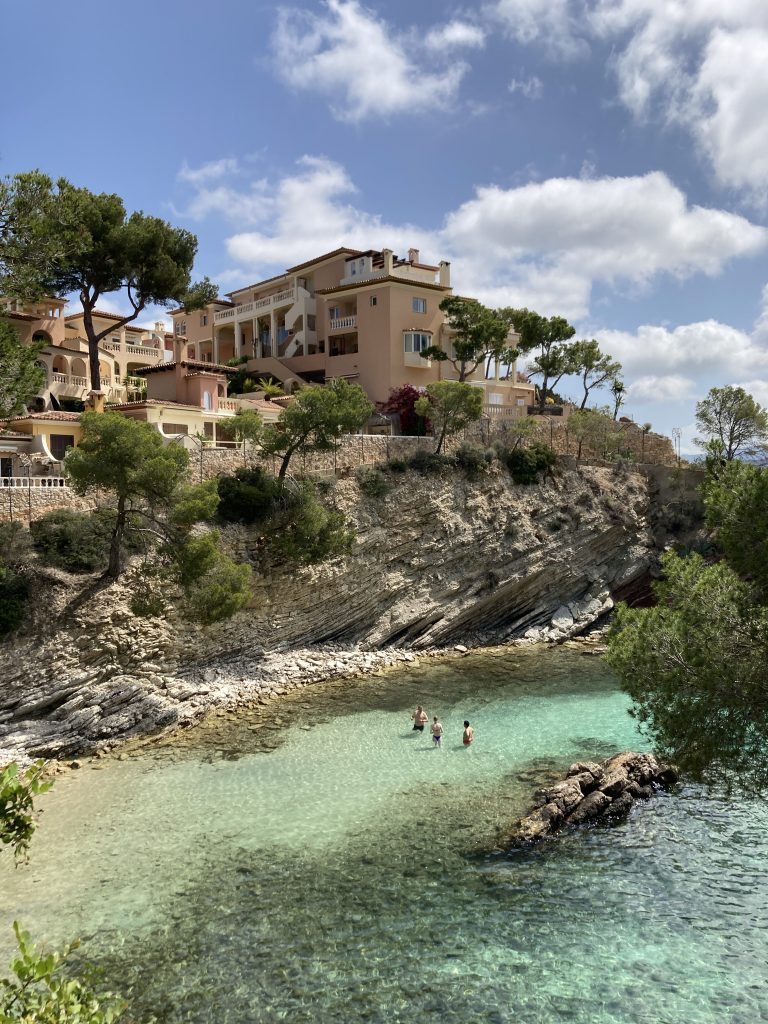 Bucht bei Cala Fornells